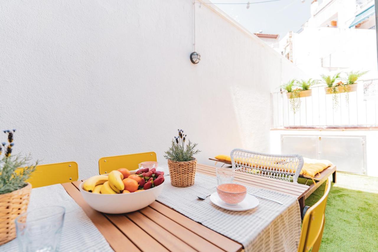 Bo&Co Apartments Sitges Esterno foto